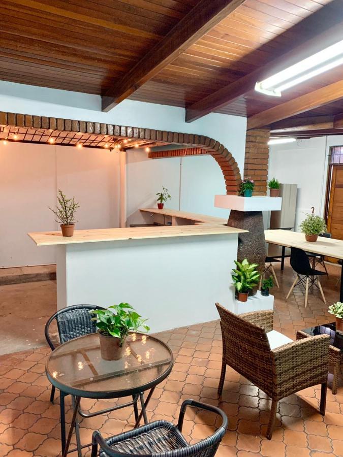 Global House Cr Hostel Backpackers Alajuela Habitacion Compartida 2 Camas Por Habitacion Exterior foto